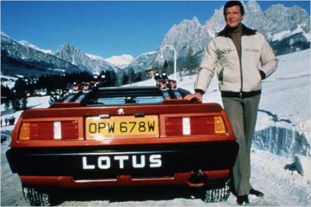 Roger Moore, janv. 2012 Roger Moore