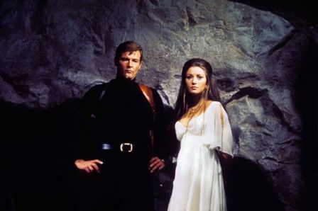 Roger Moore et Jane Seymour, oct. 2011 Roger Moore et Jane Seymour